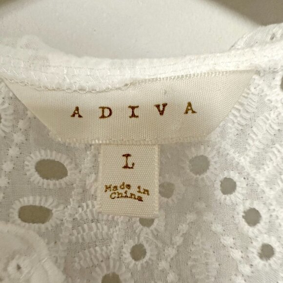 Adiva Eyelet Tassel Tie Flutter Sleeve Top - Picture 5 of 8